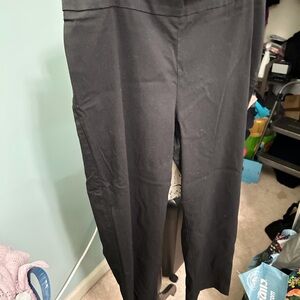 Women’s Avenue plus size Dress pants 14/16 P